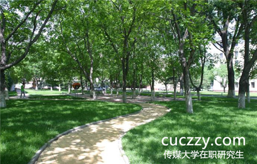 中國傳媒大學在職研究生一年有幾次論文答辯機會